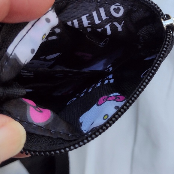 NWT Hello Kitty TINY Black Nylon with Pink Bow Crossbody Purse - Picture 7 of 7